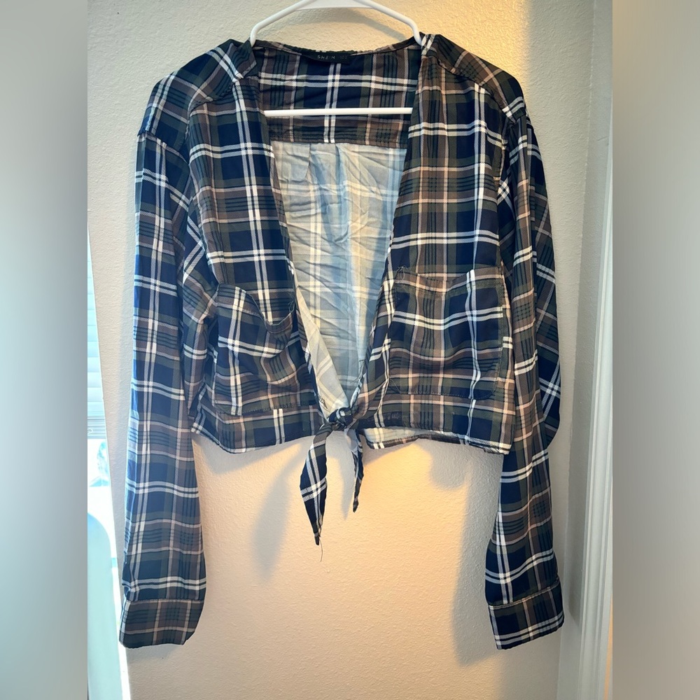 Long sleeve crop top
